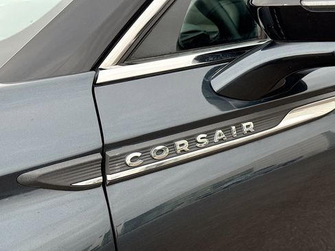 Used 2022 Lincoln Corsair Reserve w/ Equipment Group 201A AWD/4WD image 21