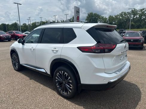 New 2026 Nissan Rogue Platinum AWD/4WD image 5