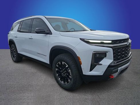 New 2026 Chevrolet Traverse Z71 w/ Enhanced Driving Package AWD/4WD image 2
