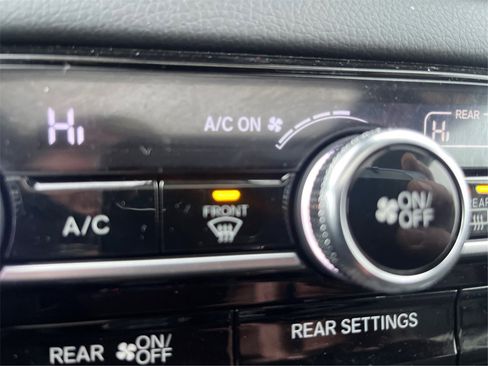 Used 2025 Honda Pilot Touring image 42