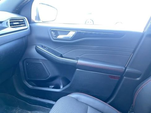 Used 2026 Ford Escape ST-Line Select w/ Tech Pack #2 AWD/4WD image 15