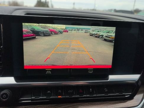 Certified 2022 Chevrolet Silverado 1500 LT Trail Boss AWD/4WD image 33