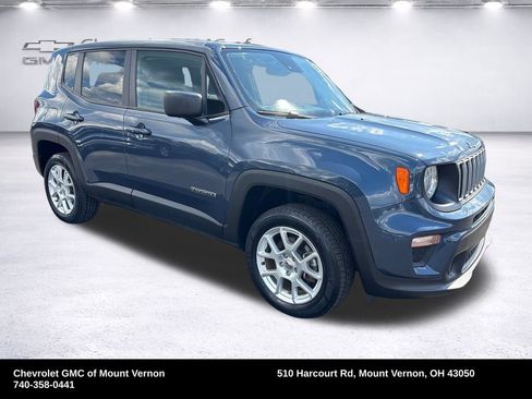 Used 2023 Jeep Renegade Latitude AWD/4WD image 8