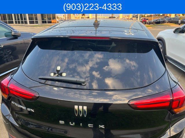 Used 2024 Buick Encore GX Preferred w/ Comfort Package FWD image 6