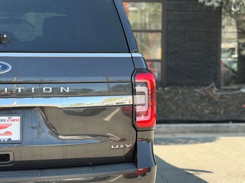 Used 2023 Ford Expedition Max Limited image 16