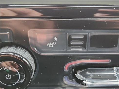 New 2025 Jeep Grand Cherokee L Altitude image 8