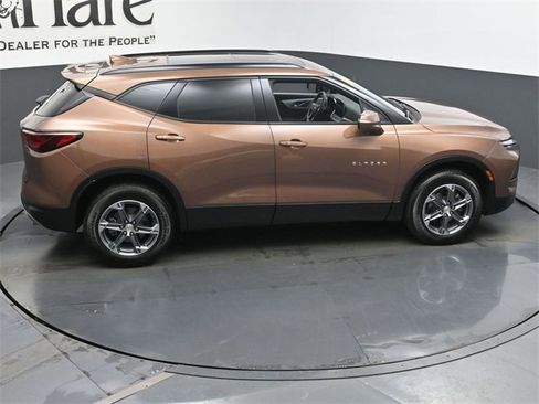 Used 2023 Chevrolet Blazer LT w/ Sound & Technology Package image 38