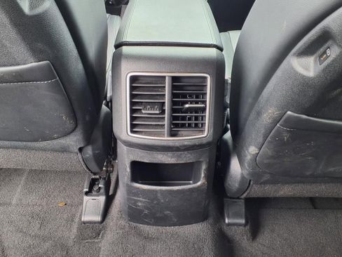 Used 2024 Kia Sportage EX image 6