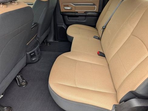 Used 2021 RAM 2500 Big Horn image 24