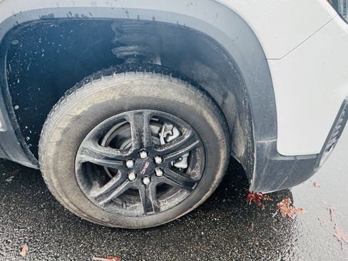 Used 2021 GMC Acadia AT4 w/ Trailering Package image 4