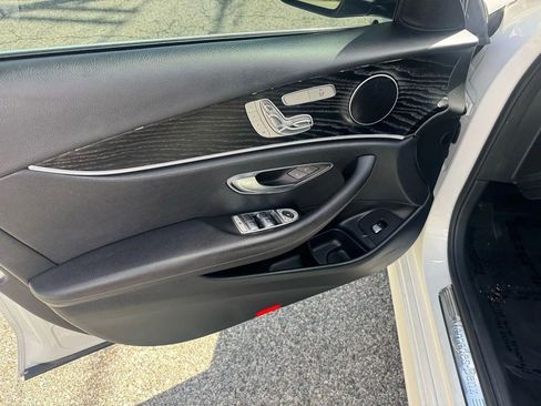 Used 2018 Mercedes-Benz E 300 w/ AMG Line Exterior image 8