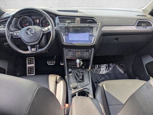 Used 2020 Volkswagen Tiguan SE R-Line w/ 3rd Row Seat Package image 19