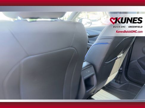 New 2026 Buick Envista Sport Touring image 33