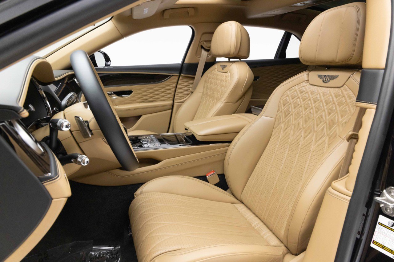 Used 2022 Bentley Flying Spur W12 AWD/4WD image 8
