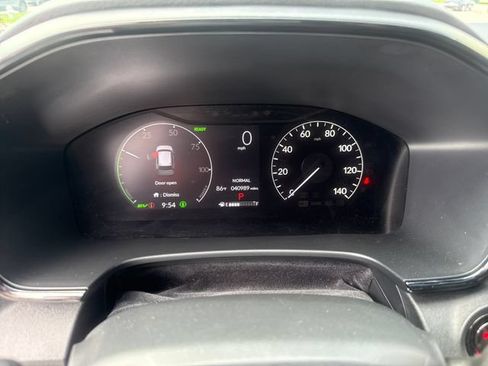 Certified 2025 Honda CR-V Sport image 12