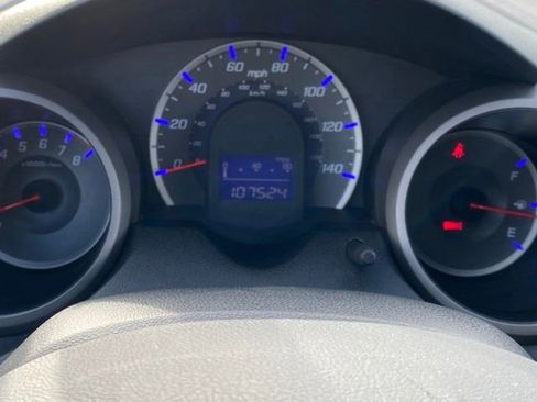 Used 2011 Honda Fit image 20
