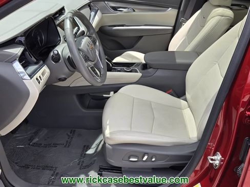 Used 2024 Cadillac XT5 Premium Luxury FWD image 10