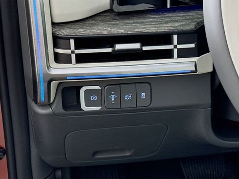 New 2025 Hyundai Santa Fe Calligraphy FWD image 13