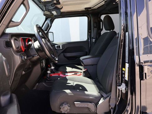 Used 2020 Jeep Gladiator Sport w/ Quick Order Package 24S AWD/4WD image 8