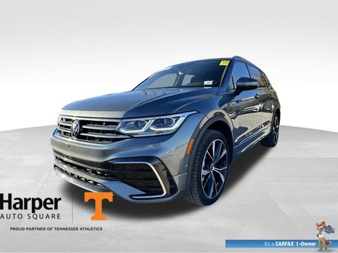 Used 2023 Volkswagen Tiguan SEL R-Line image 1