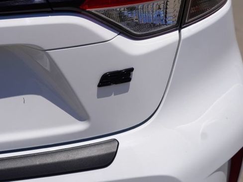Used 2024 Toyota Corolla SE FWD image 11