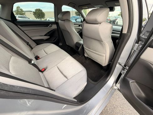 Used 2018 Honda Accord LX image 22