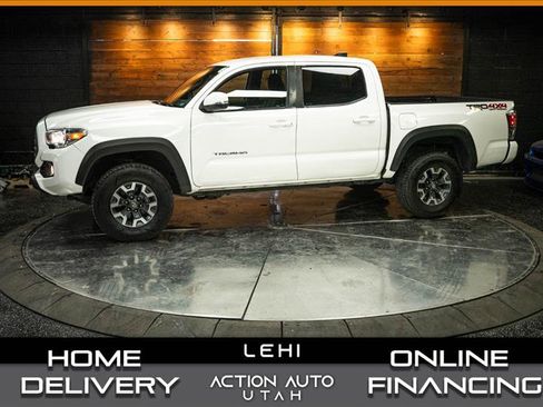 Used 2022 Toyota Tacoma TRD Off-Road w/ Technology Package image 1