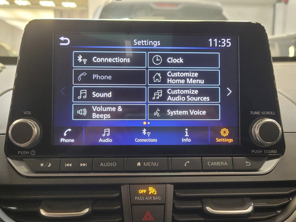 Used 2024 Nissan Altima 2.5 SR FWD image 25