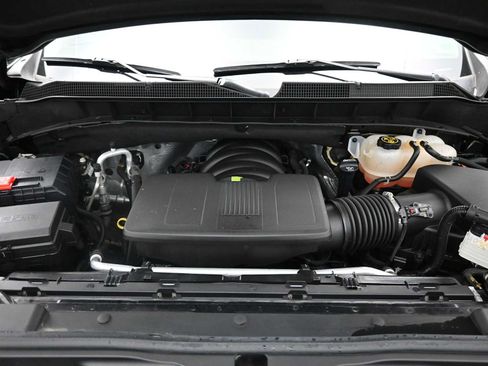 Used 2023 Chevrolet Silverado 1500 RST AWD/4WD image 14