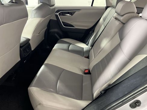 Used 2024 Toyota RAV4 XLE Premium image 25