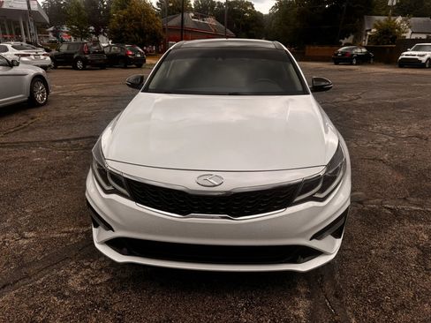 Used 2020 Kia Optima SE FWD image 2