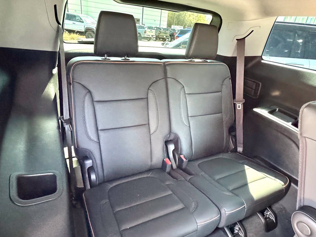 Used 2023 GMC Acadia AT4 w/ Technology Package AWD/4WD image 28