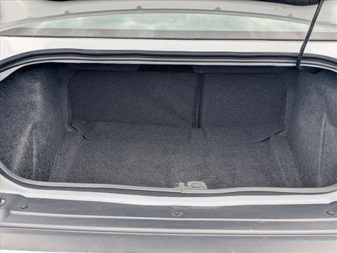 Used 2021 Dodge Challenger R/T Scat Pack RWD image 6