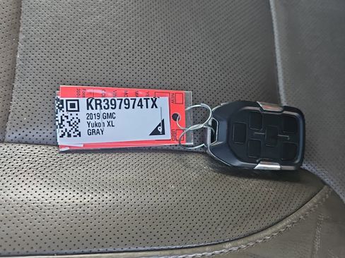 Used 2019 GMC Yukon XL SLT RWD image 20
