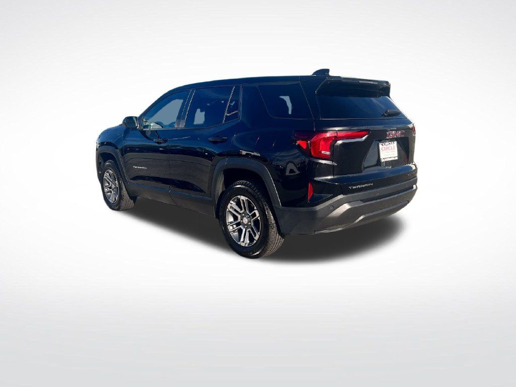 Used 2026 GMC Terrain Elevation FWD image 3