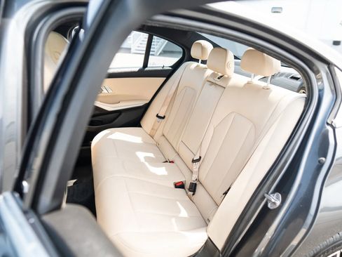 Used 2020 BMW 330i Sedan w/ Convenience Package image 25