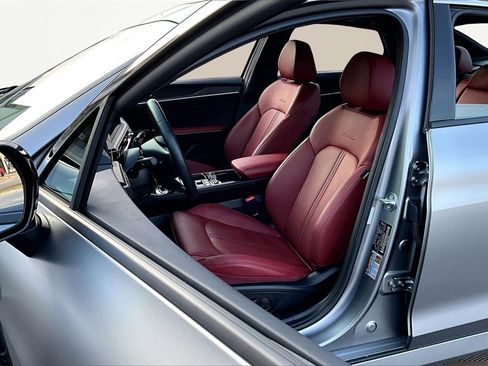 Used 2025 Kia K5 GT-Line w/ GT-Line Premium Package image 25