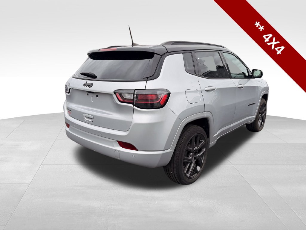 Used 2024 Jeep Compass Limited w/ High Altitude Package AWD/4WD image 6