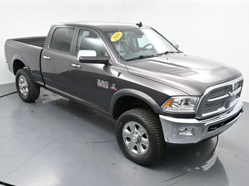 Used 2018 RAM 2500 Laramie AWD/4WD image 39