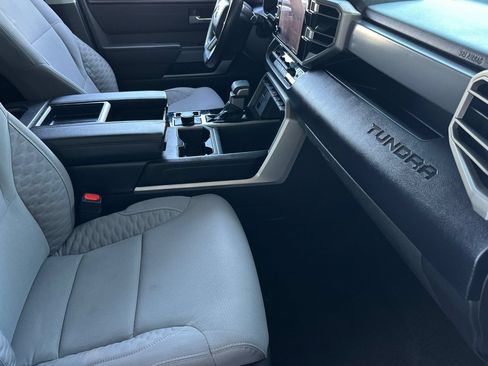 Used 2024 Toyota Tundra SR5 w/ SR5 Convenience Package AWD/4WD image 14