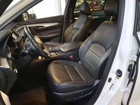 Used 2020 INFINITI QX50 Essential w/ Edition 30 Package AWD/4WD image 11