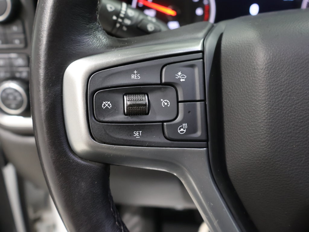 Used 2022 Chevrolet Silverado 1500 LTZ w/ LTZ Premium Package AWD/4WD image 39