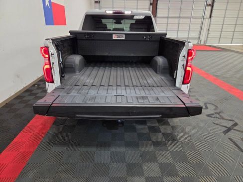 Used 2022 Chevrolet Silverado 1500 RST image 30