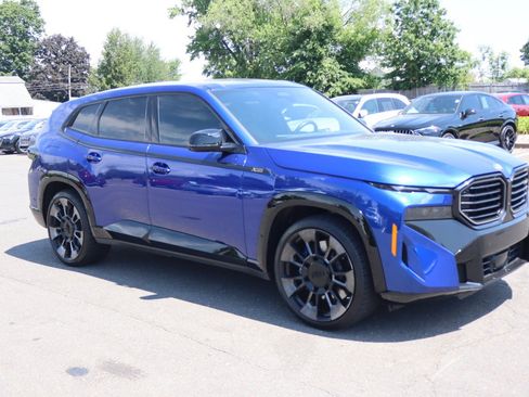 Used 2024 BMW XM AWD/4WD image 3