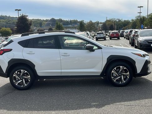 Certified 2024 Subaru Crosstrek 2.0i Premium image 4