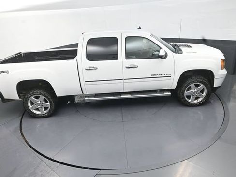 Used 2012 GMC Sierra 2500 Denali AWD/4WD image 30