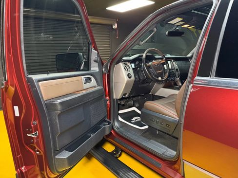 Used 2015 Ford Expedition King Ranch image 34