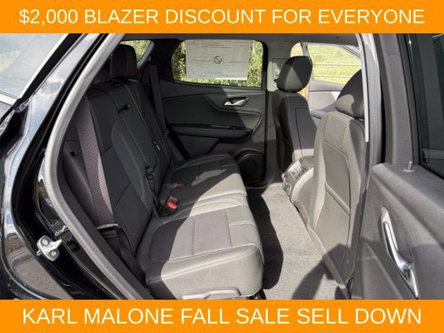 New 2026 Chevrolet Blazer LT w/ Sound & Technology Package AWD/4WD image 35