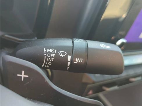Used 2025 Toyota Camry SE FWD image 16
