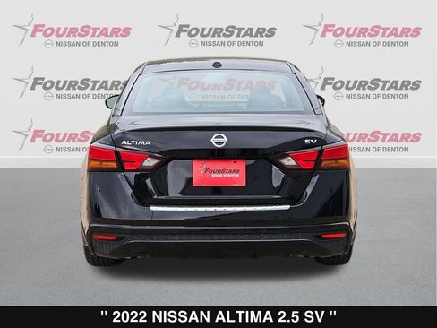 Used 2022 Nissan Altima 2.5 SV FWD image 5